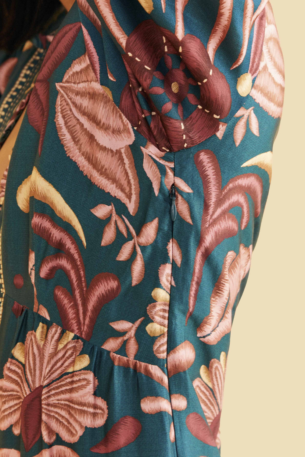 Teal Seashell Tapestry Lenzing™ Ecovero™ Viscose Mini Dress – FARM Rio