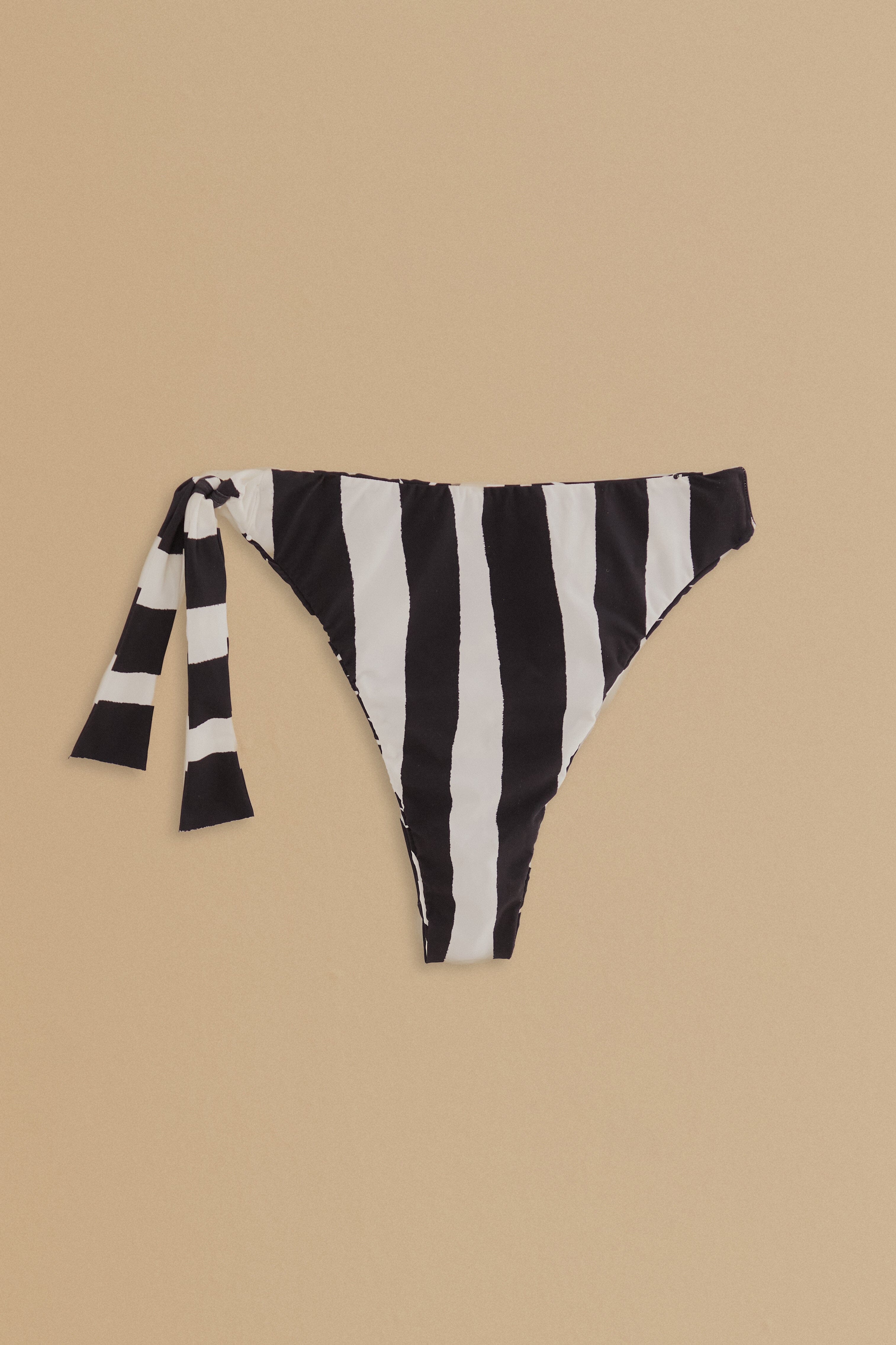 Coconut Reversible Bikini Bottom – FARM Rio
