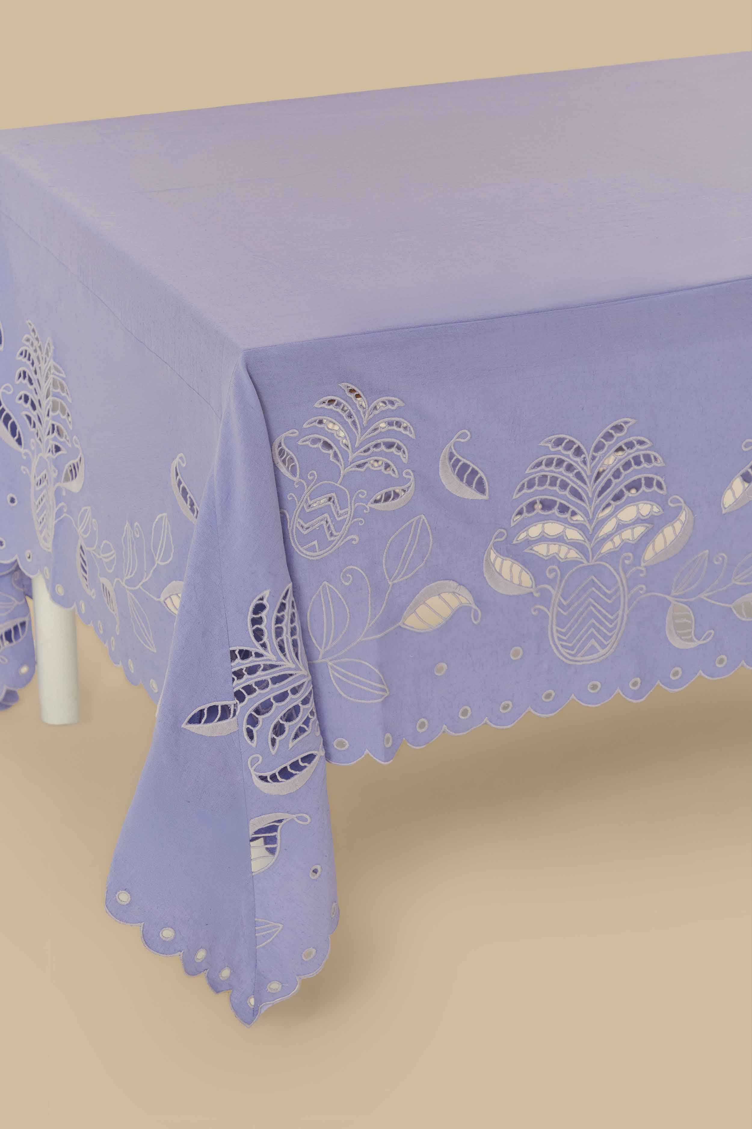 Romantic Joy A La Carte Tablecloth – FARM Rio