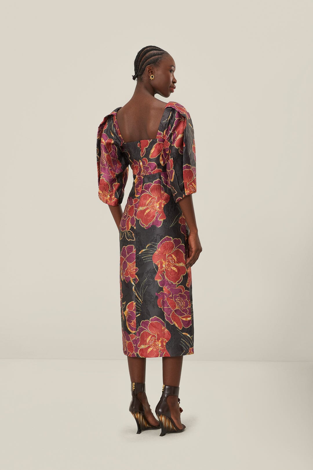 Black Shiny Chita Short Sleeve Midi Dress – FARM Rio