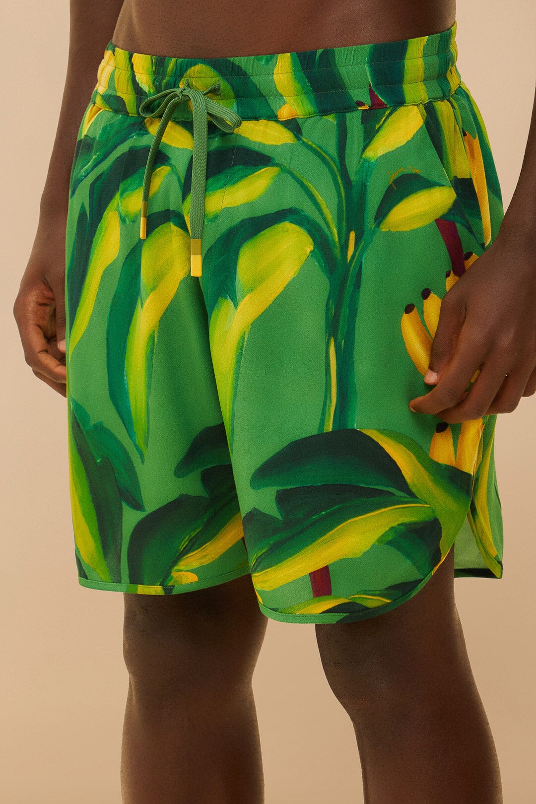 Green Banana Aquarela LENZING™ ECOVERO™ Viscose Shorts – FARM Rio