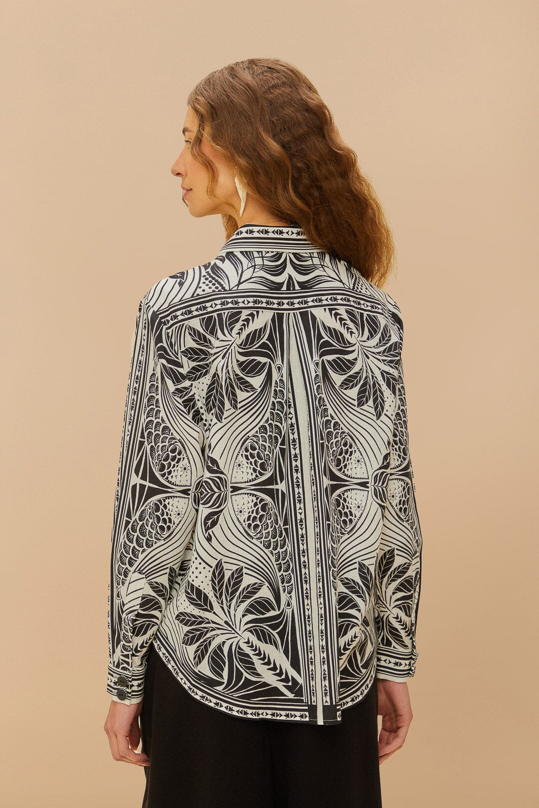 Off-White Monochrome Elegance Scarf Shirt – FARM Rio