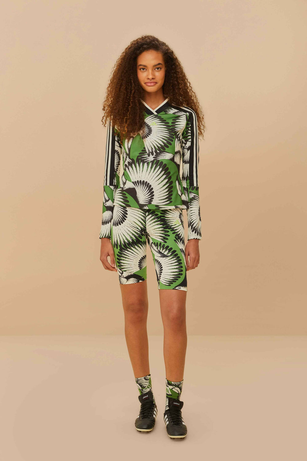 Adidas Toucan Wings Crew Green Biker Short – FARM Rio