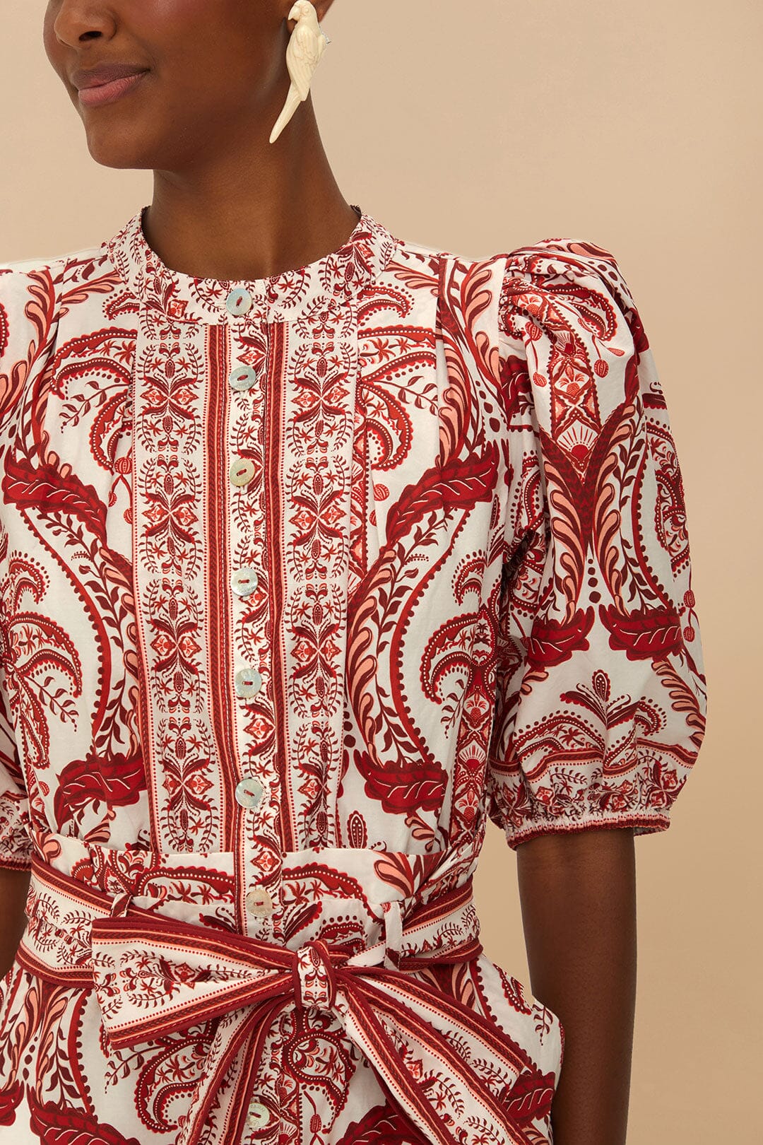 Off-White Tropical Cameo Organic Cotton Romper – FARM Rio