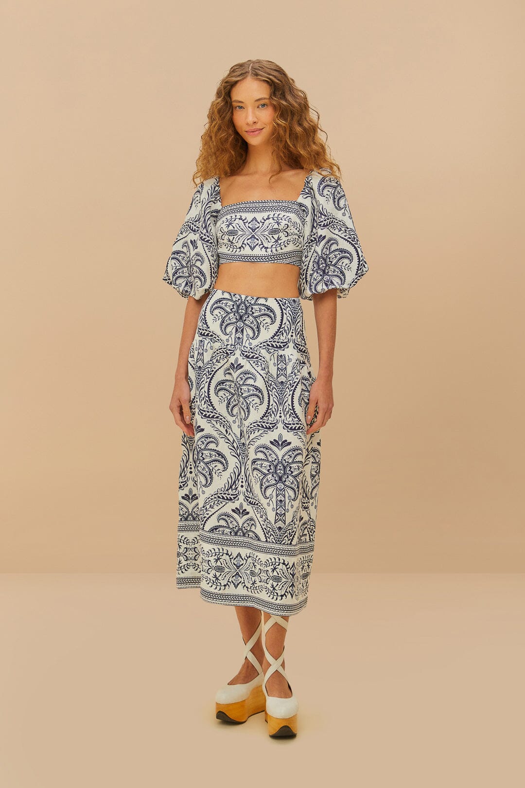 Off-White Tropical Cameo Euroflax™ Premium Linen Blouse – FARM Rio