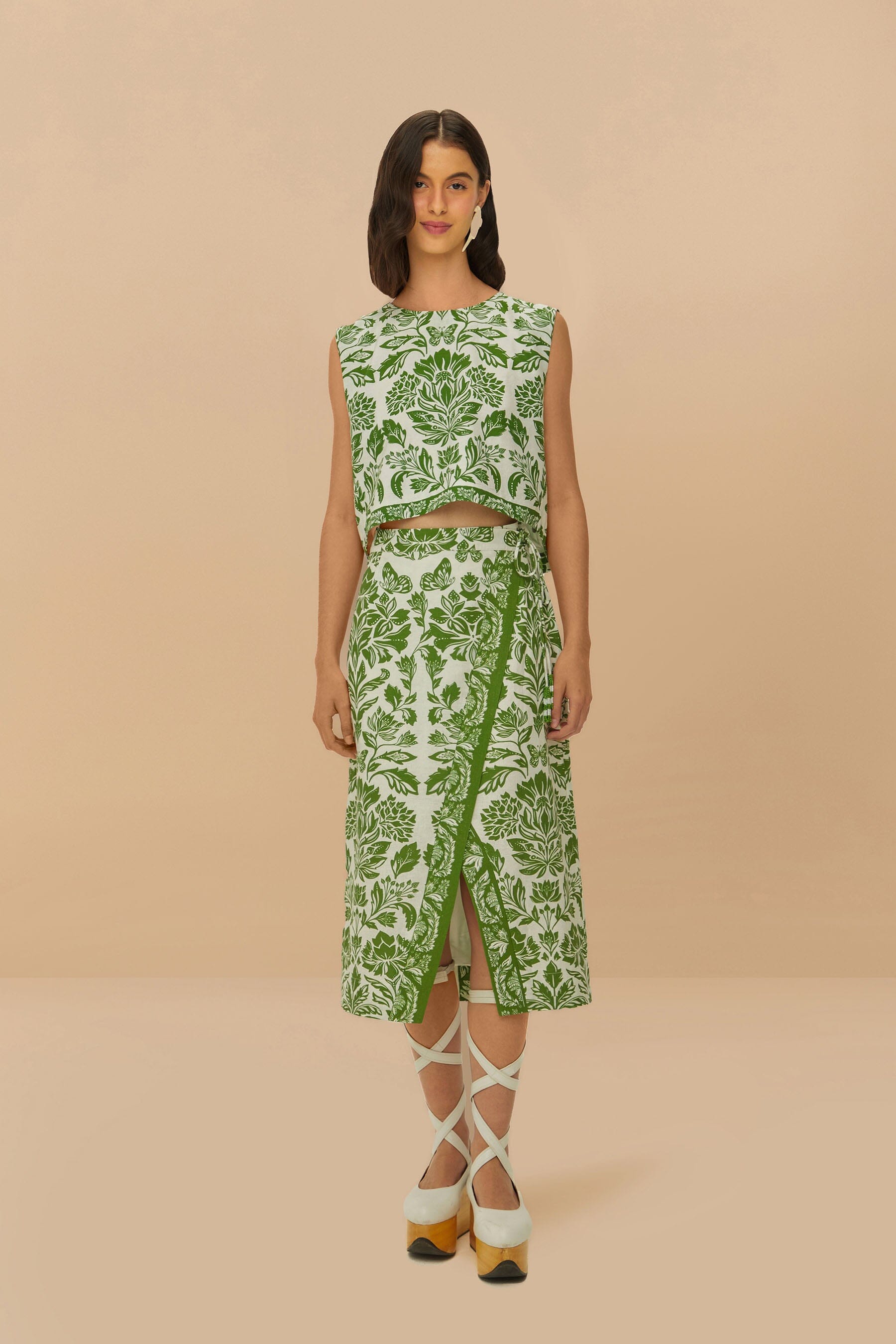 Green Delicate Tapestry LENZING™ ECOVERO™ Euroflax™ Blouse – FARM Rio