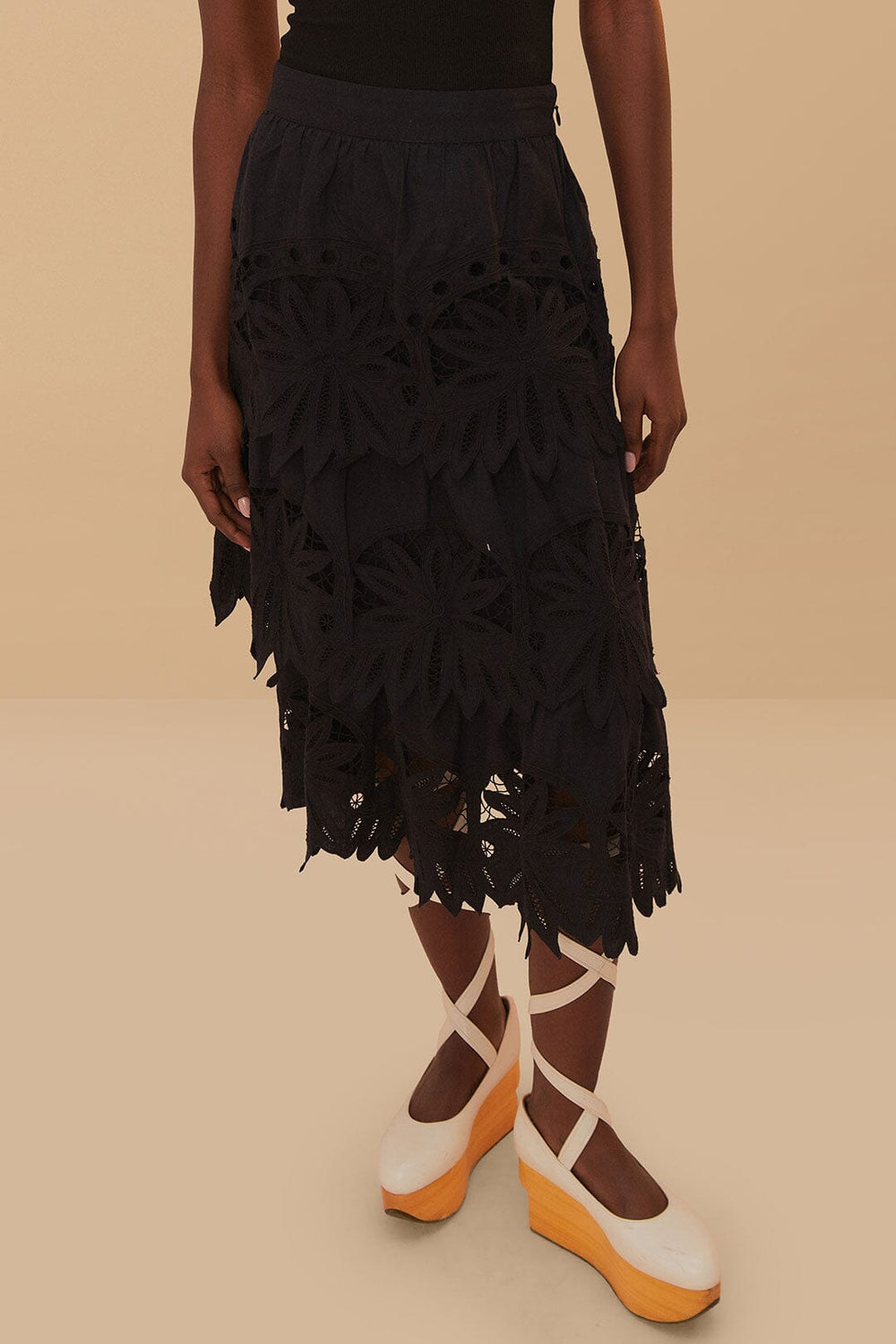 Black Daisy Embroidered Midi Skirt – FARM Rio