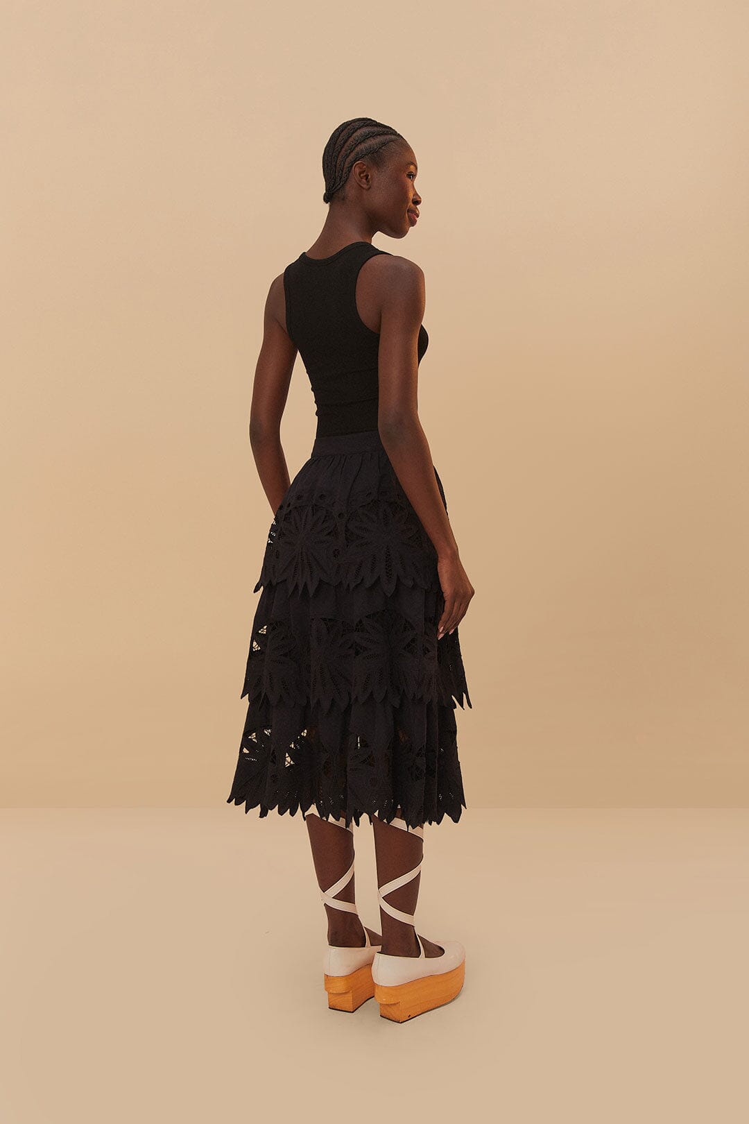 Black Daisy Embroidered Midi Skirt – FARM Rio