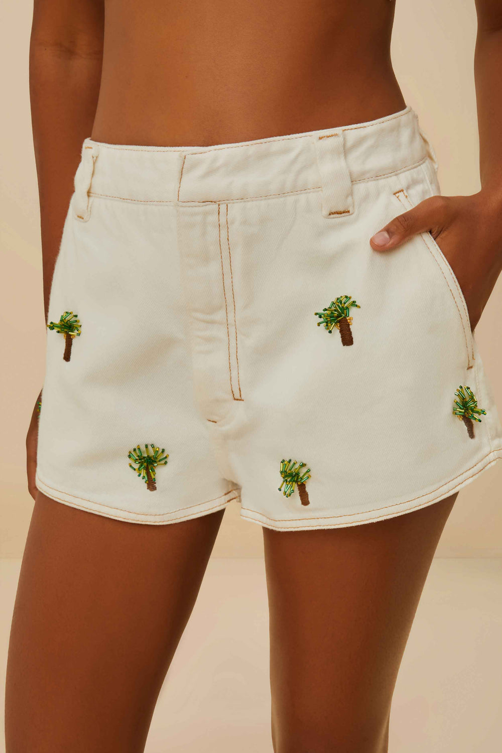Off-White Embroidered Coconut Tree Shorts – FARM Rio