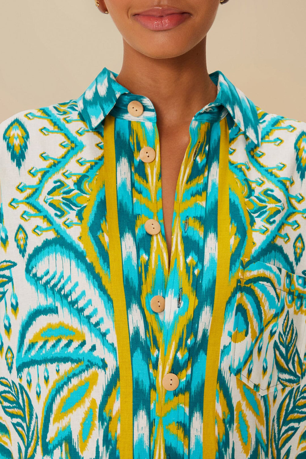 Sand Tropical Tapestry LENZING™ ECOVERO™ Euroflax™ Shirt – FARM Rio