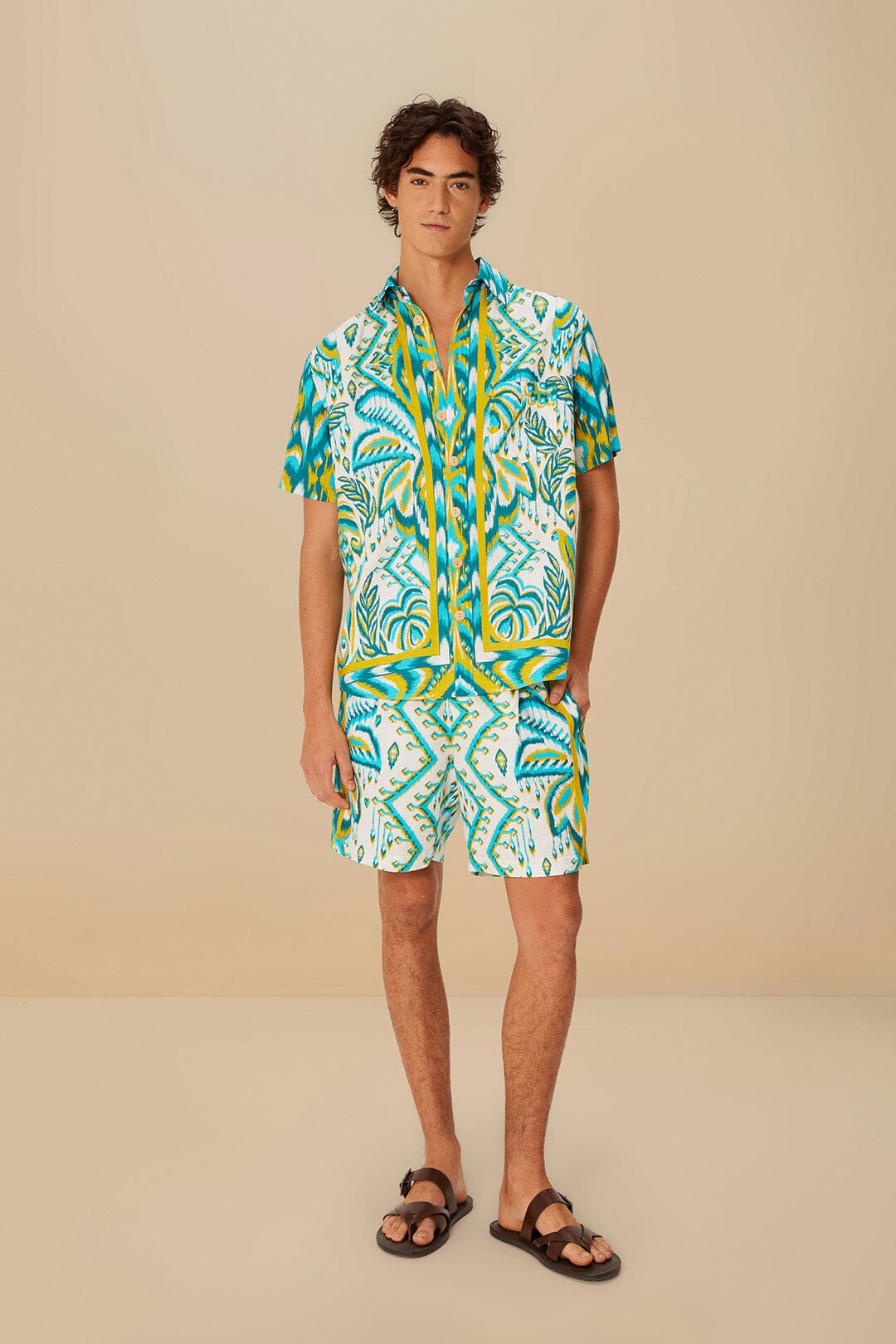 Sand Tropical Tapestry LENZING™ ECOVERO™ Euroflax™ Shirt – FARM Rio