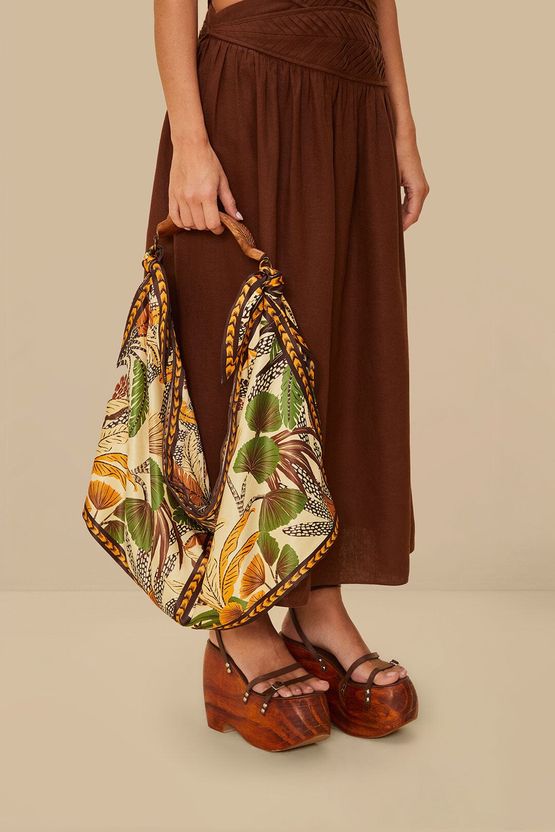 Foliage Sketch Scarf Tote Bag – FARM Rio