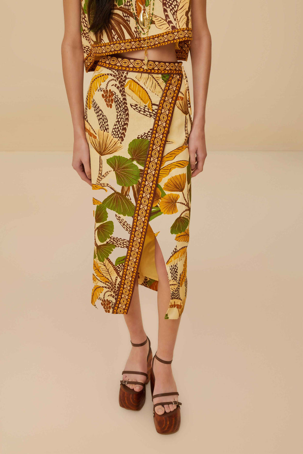 Sand Foliage Sketch LENZING™ ECOVERO™ Euroflax™ Midi Skirt – FARM Rio