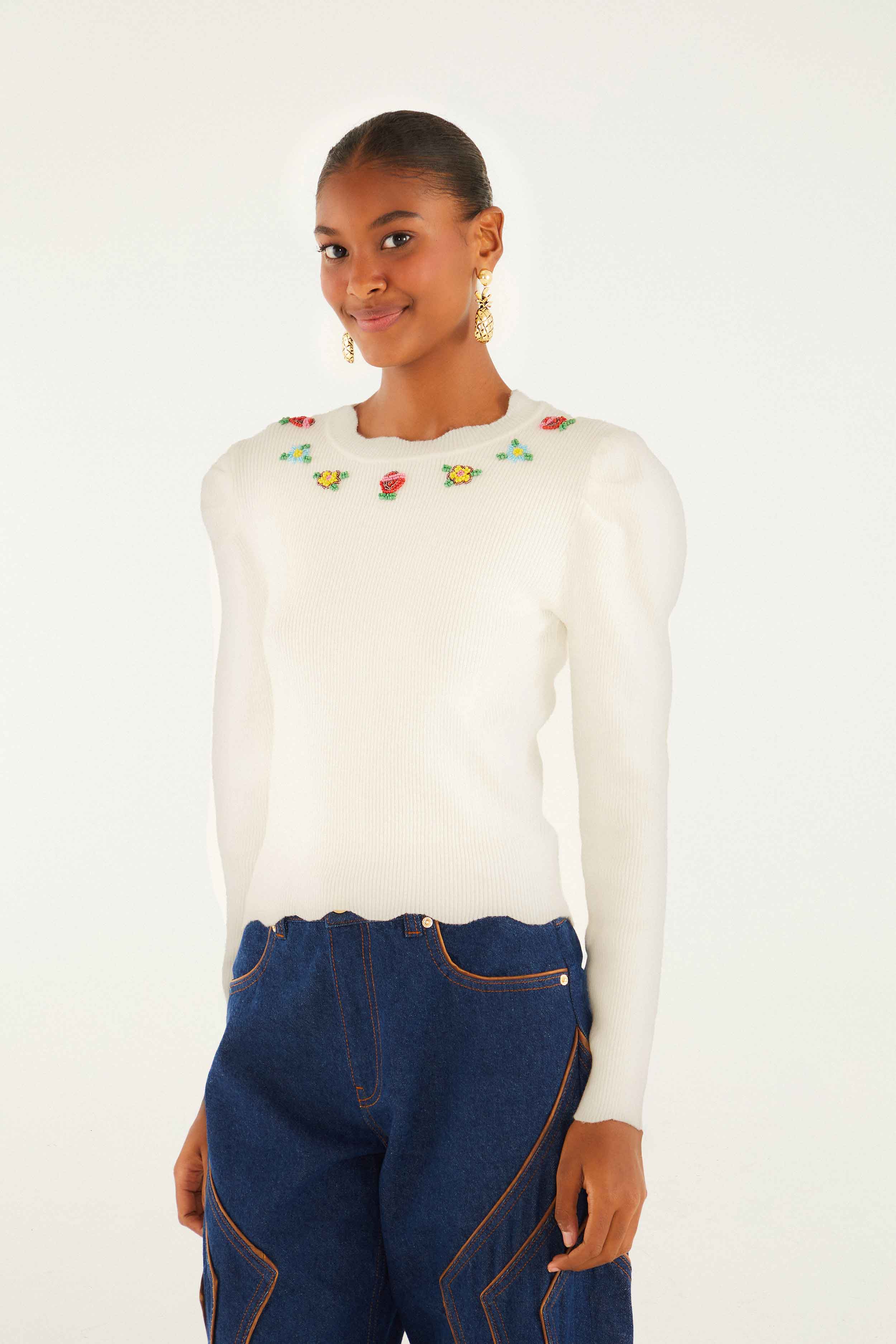 Off-White Flower Embroidery Knit Top